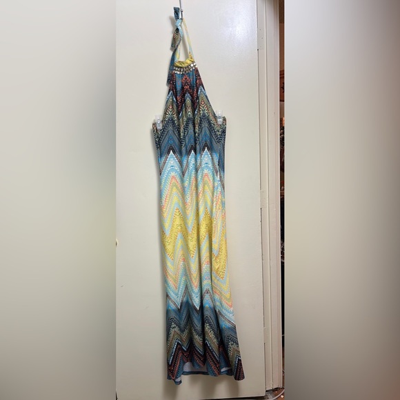 The Pyramid Collection Dresses & Skirts - The Pyramid Collection Maxi Dress 🔥NWOT🔥 Price Dropped!